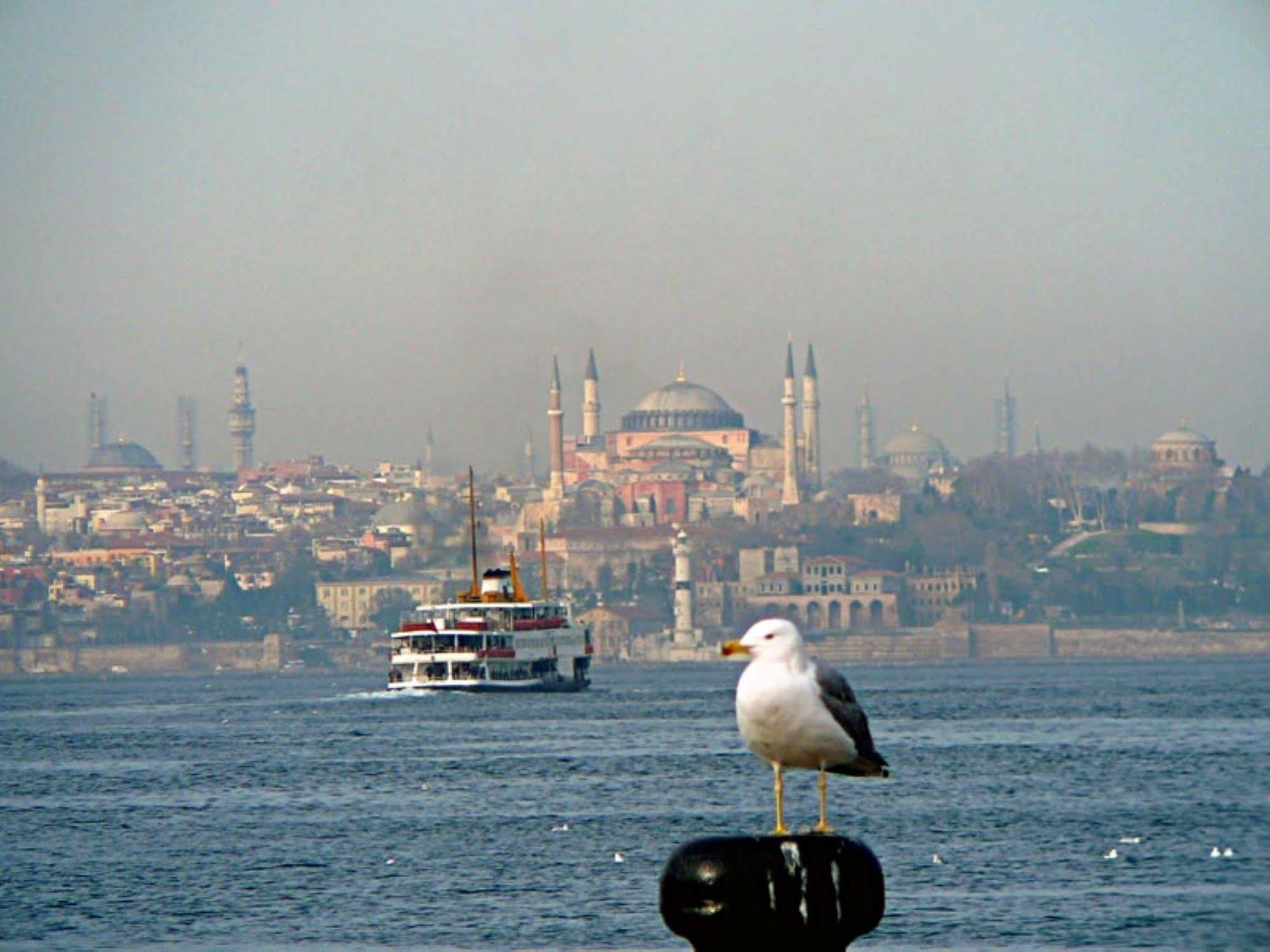 Casa Mia Hotel Istanbul Bagian luar foto
